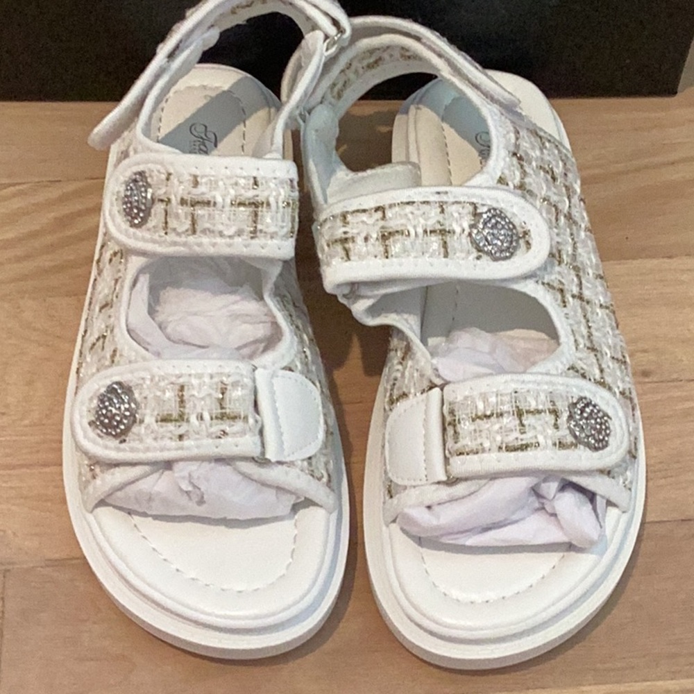 Tweed white double strap 7 NEW